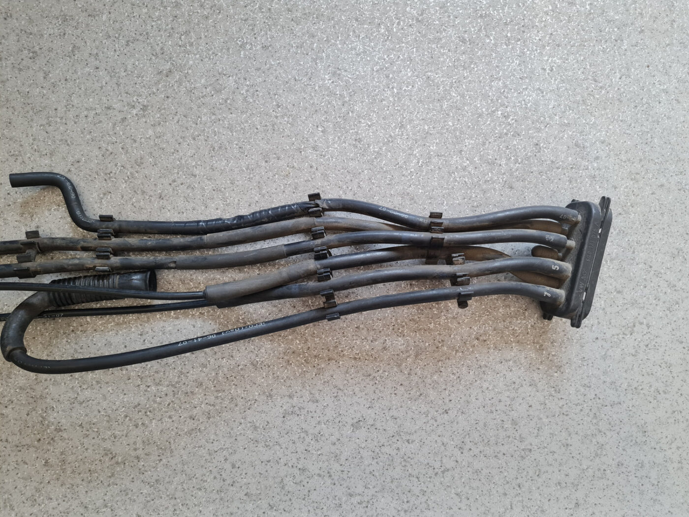 Solenoīda vārsta caurule priekš SEAT IBIZA 2005 2 Solenoīda vārsta caurule priekš SEAT IBIZA 2005