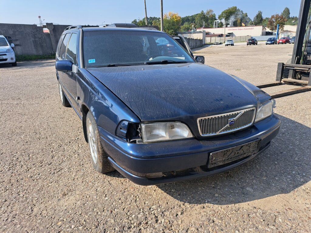 VOLVO V70 2000 309