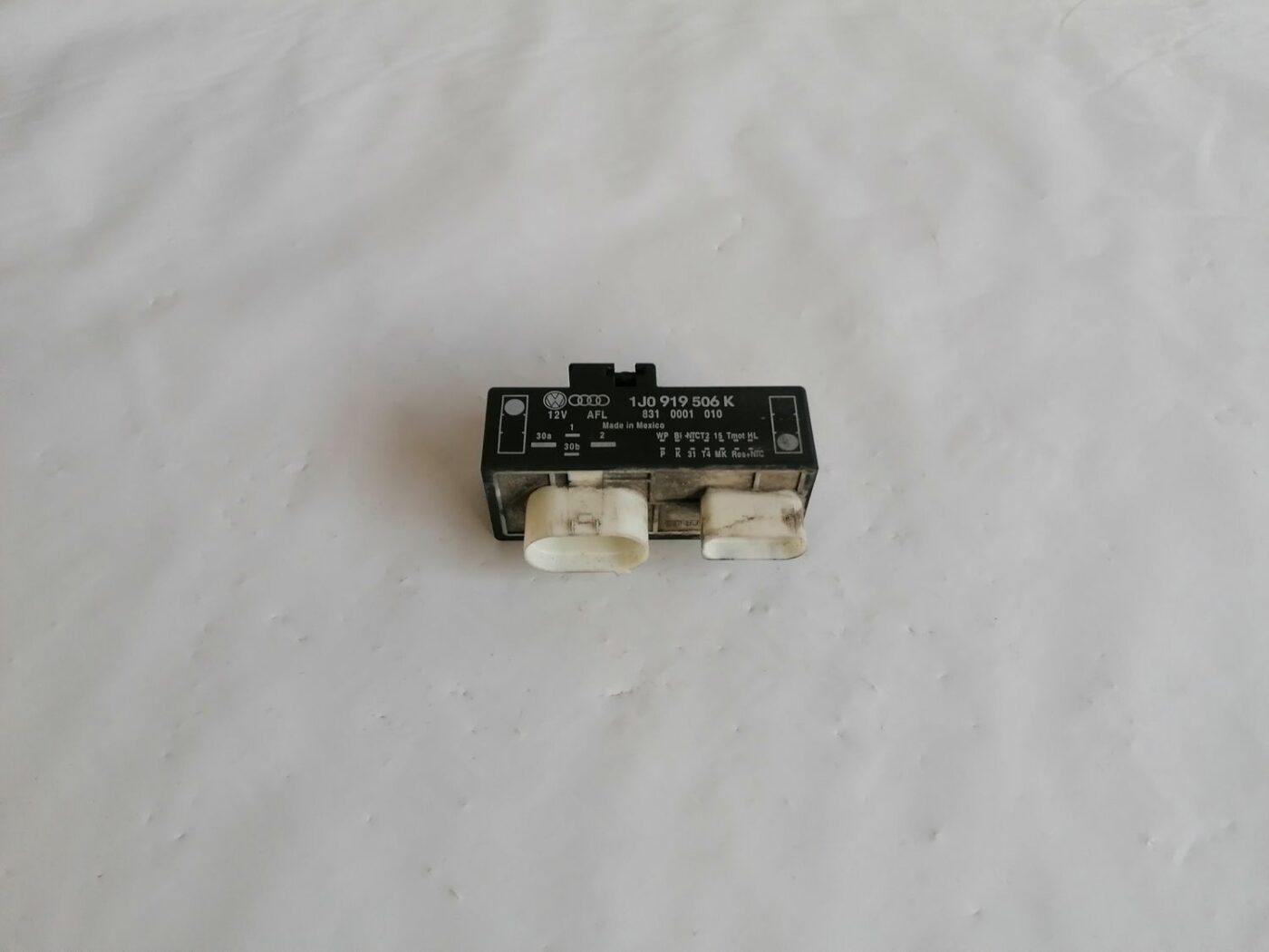 Ventilatora releja priekš VW NEW BEETLE 2001 1 Ventilatora releja priekš VW NEW BEETLE 2001