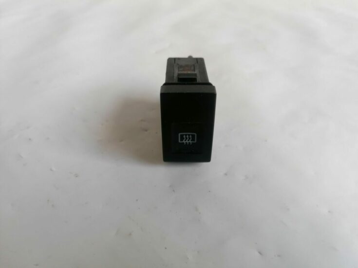 Aizmugurējā stikla apsildes ieslēgšanas poga priekš VW NEW BEETLE 2001