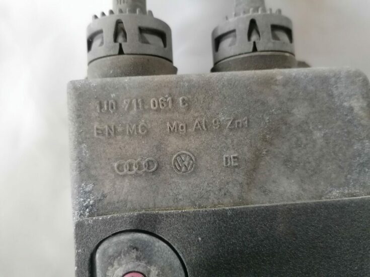 Ātrumu pārslēgšanas slēdzis priekš VW NEW BEETLE 2001