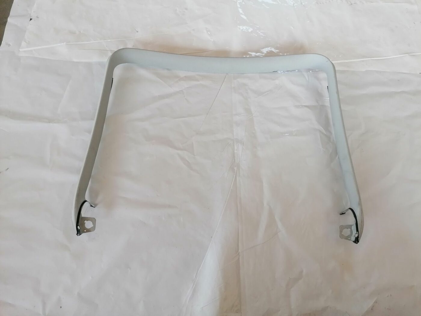 Bagāžnieka vāka apdare priekš VW NEW BEETLE 2001 1 Bagāžnieka vāka apdare priekš VW NEW BEETLE 2001