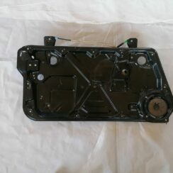 Stikla pacelšanas mehānisma panele priekš VW NEW BEETLE 2001