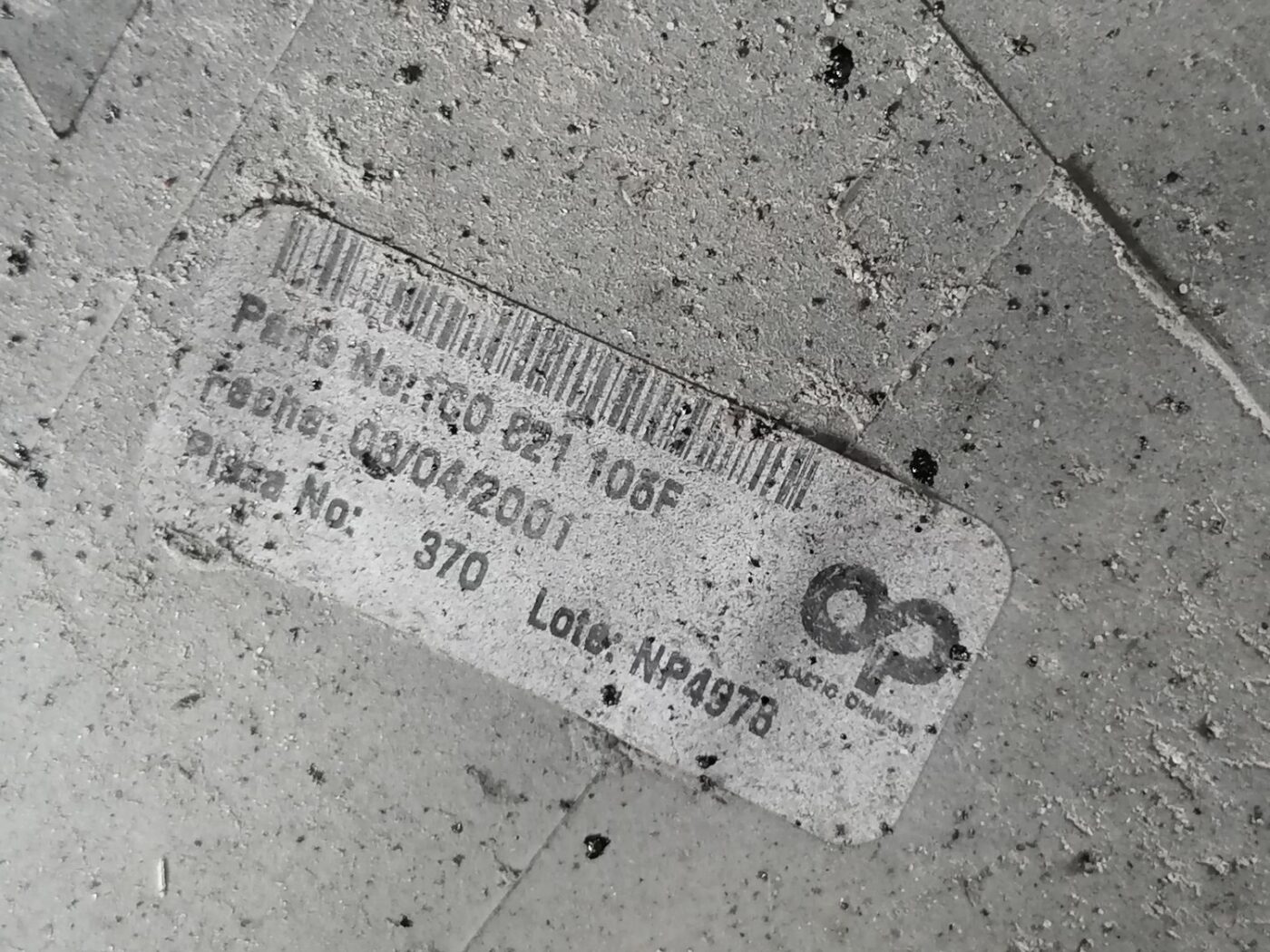 Priekšējais kreisais spārns priekš VW NEW BEETLE 2001 3 Priekšējais kreisais spārns priekš VW NEW BEETLE 2001