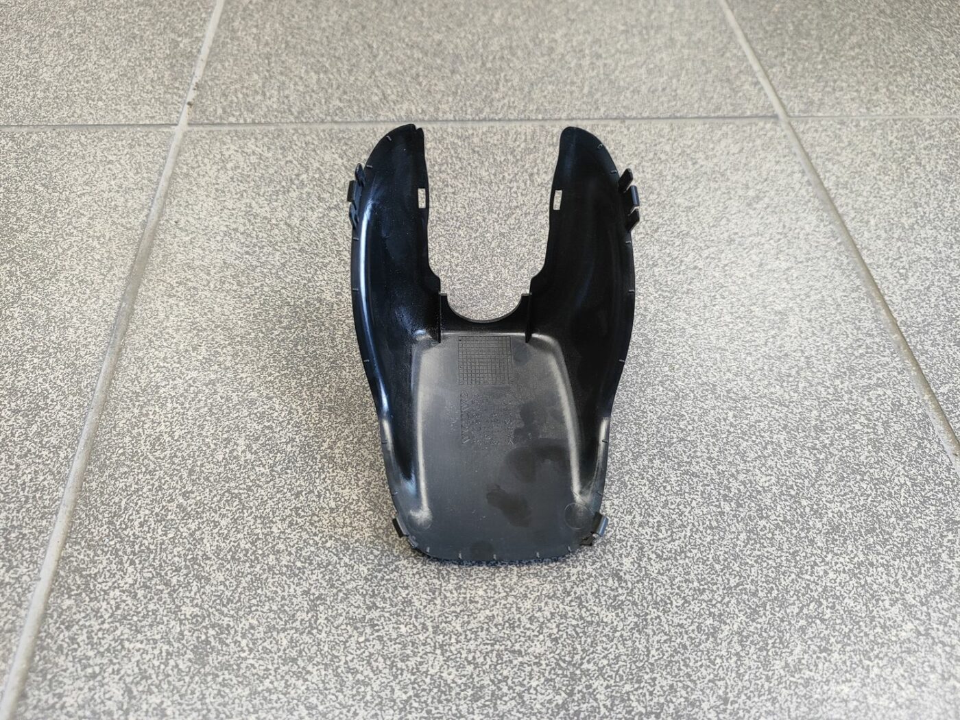 Atpakaļskata spoguļa apdare (salonā) priekš VOLVO XC60 2009 5 Atpakaļskata spoguļa apdare (salonā) priekš VOLVO XC60 2009