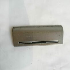 Centrālās konsoles nodalījuma žalūzija/vāciņš priekš AUDI A4 2001 SEDAN