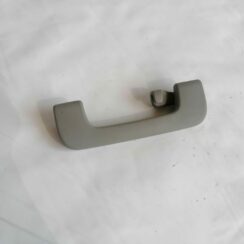 Salona rokturis griestos priekš AUDI A4 2001 SEDAN