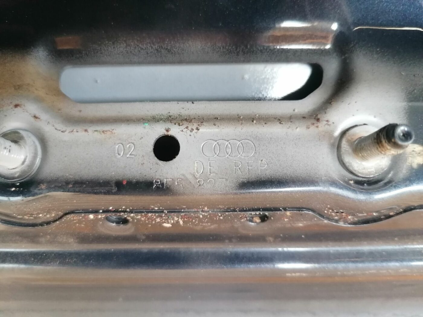 Bagāžnieka vāks priekš AUDI A4 2001 SEDAN 3 Bagāžnieka vāks priekš AUDI A4 2001 SEDAN