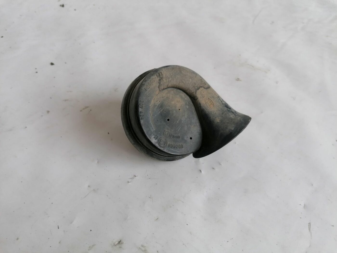 Skaņas signāls priekš AUDI A4 2001 SEDAN 1 Skaņas signāls priekš AUDI A4 2001 SEDAN