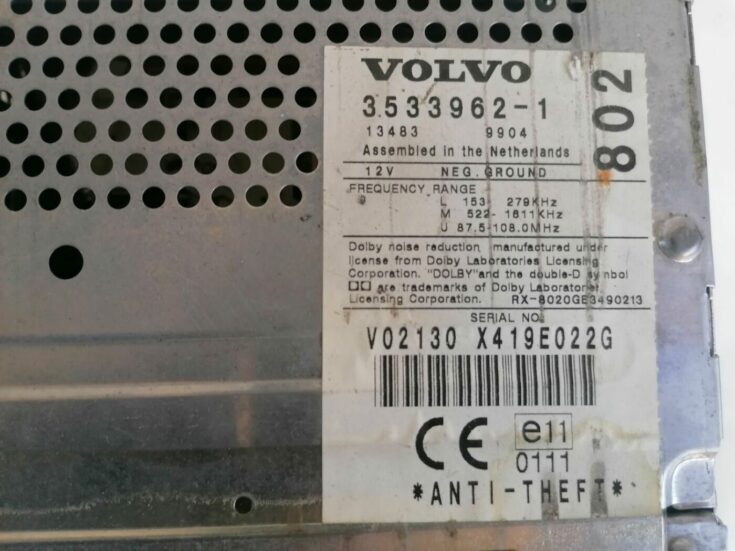 Automašīnas radio priekš VOLVO V70 2000
