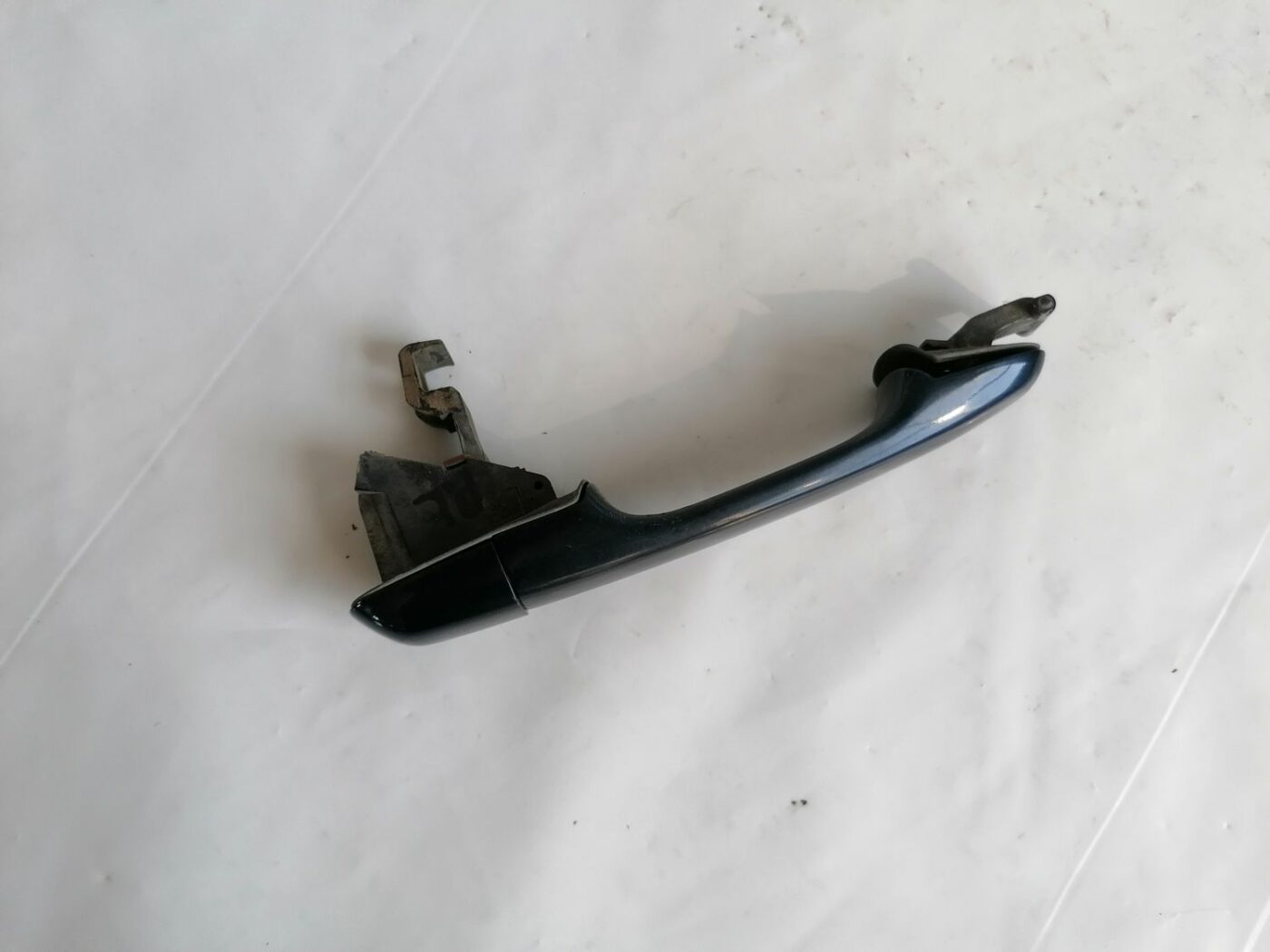 Priekšējāis labais durvju rokturis priekš VOLVO V70 2000 2 Priekšējāis labais durvju rokturis priekš VOLVO V70 2000