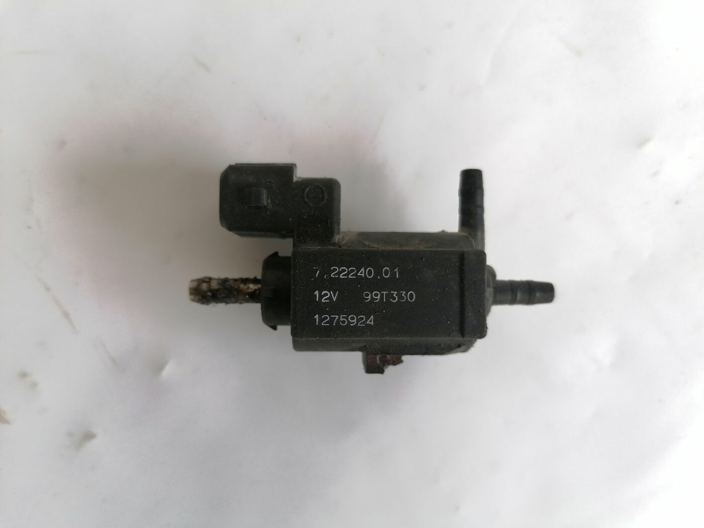 Solenoīda vakuuma vārsts priekš VOLVO V70 2000 2 Solenoīda vakuuma vārsts priekš VOLVO V70 2000