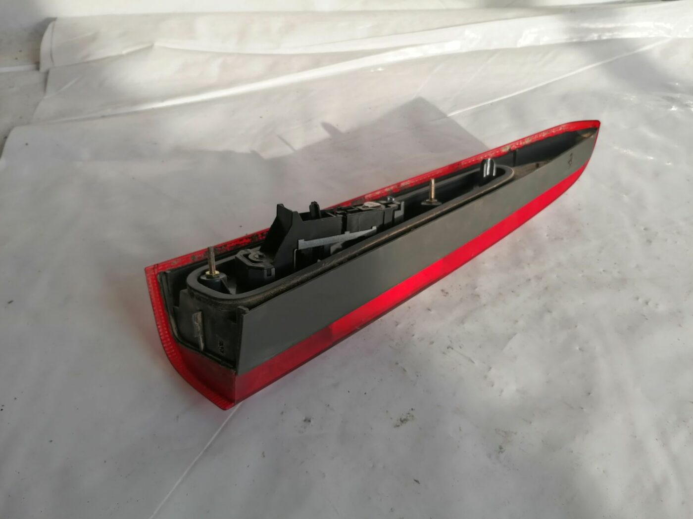 Aizmugurējais labais lukturis priekš VOLVO V70 2000 5 Aizmugurējais labais lukturis priekš VOLVO V70 2000