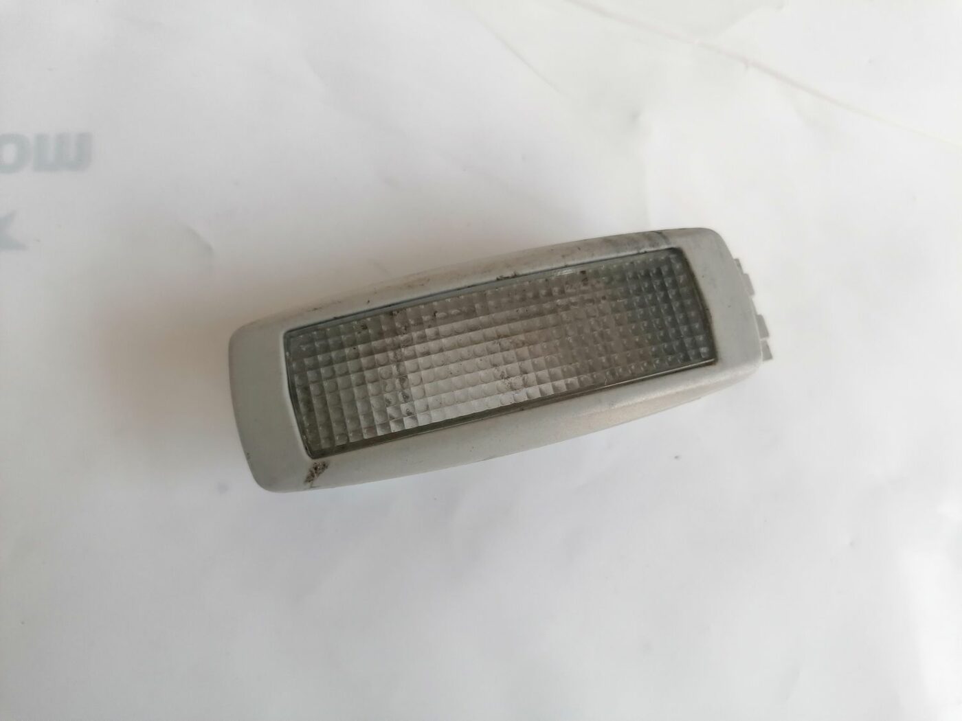 Aizmugurējo sēdvietu apgaismojums priekš VW PASSAT 2003 UNIVERSAL BLUE 2 Aizmugurējo sēdvietu apgaismojums priekš VW PASSAT 2003 UNIVERSAL BLUE