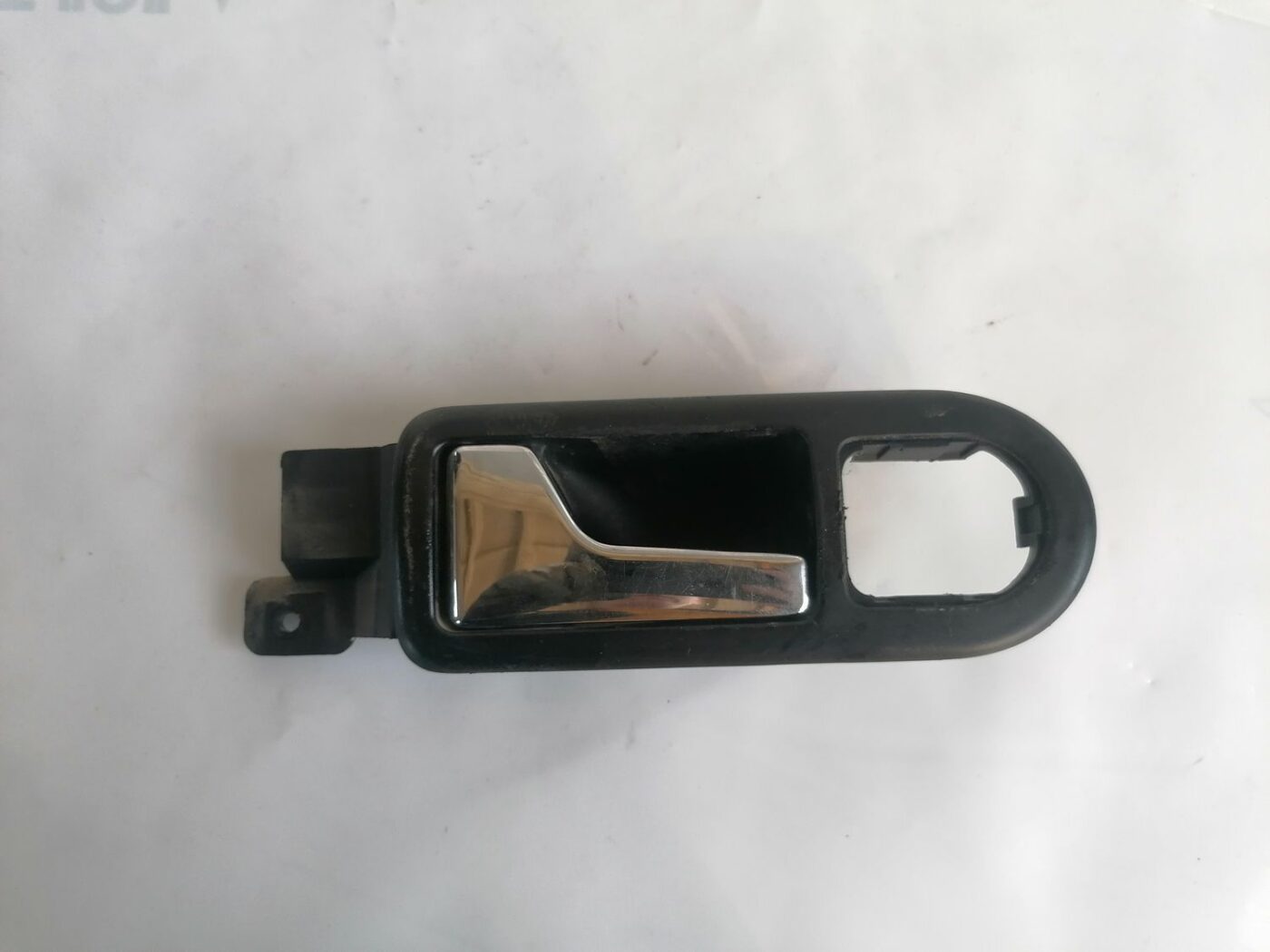 Salona durvju rokturis, priekšējais kreisais priekš VW PASSAT 2003 UNIVERSAL BLUE 2 Salona durvju rokturis, priekšējais kreisais priekš VW PASSAT 2003 UNIVERSAL BLUE