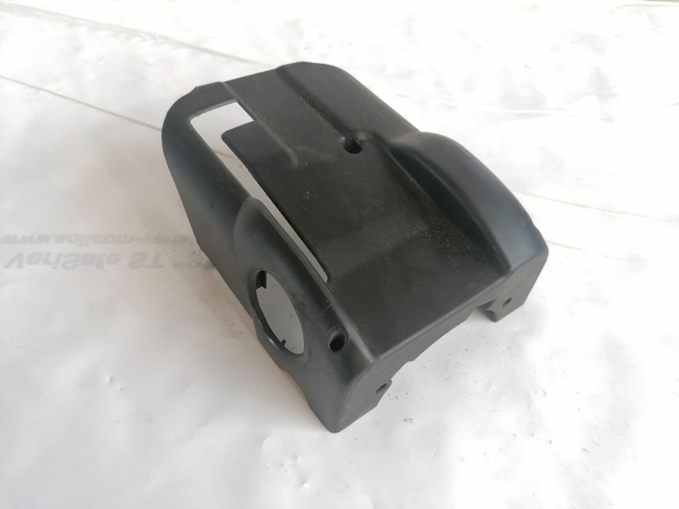 Stūres statnes putekļu aizsargs (salonā) priekš VW PASSAT 2003 UNIVERSAL BLUE 2 Stūres statnes putekļu aizsargs (salonā) priekš VW PASSAT 2003 UNIVERSAL BLUE