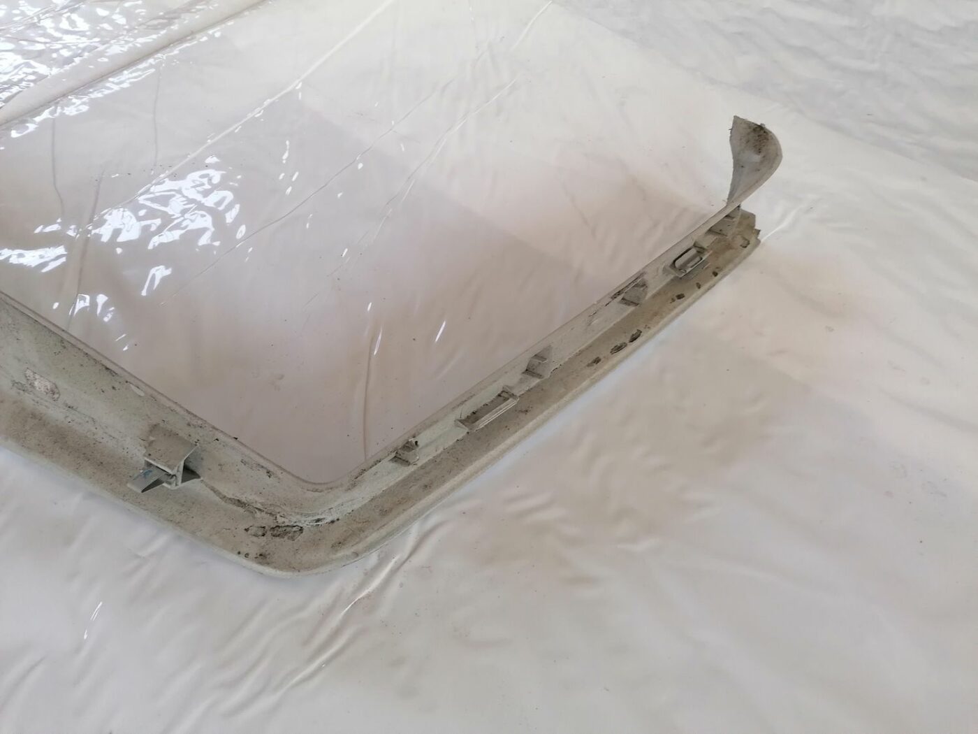 Bagāžnieka vāka apdare priekš VW PASSAT 2003 UNIVERSAL BLUE 4 Bagāžnieka vāka apdare priekš VW PASSAT 2003 UNIVERSAL BLUE