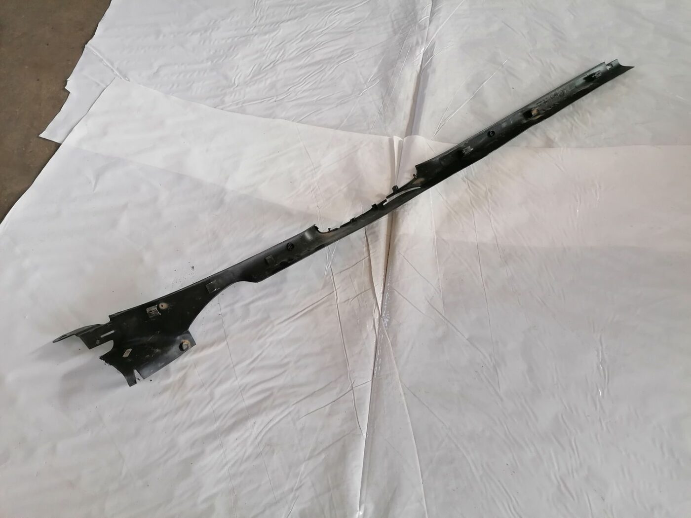 Sliekšņa laba uzlika priekš VW PASSAT 2003 UNIVERSAL BLUE 4 Sliekšņa laba uzlika priekš VW PASSAT 2003 UNIVERSAL BLUE