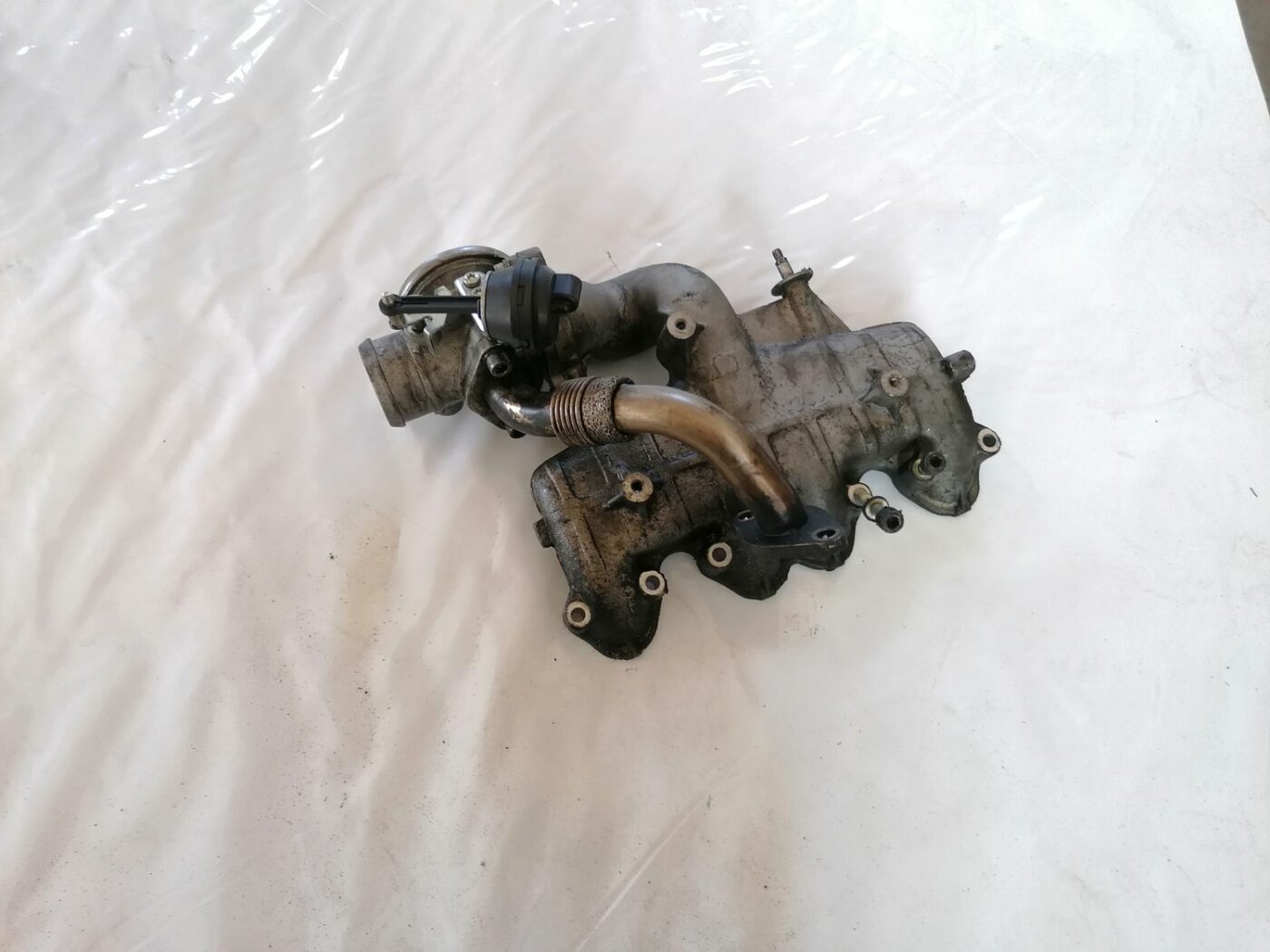 Ieplūdes kolektors priekš VW PASSAT 2003 UNIVERSAL BLUE 1 Ieplūdes kolektors priekš VW PASSAT 2003 UNIVERSAL BLUE