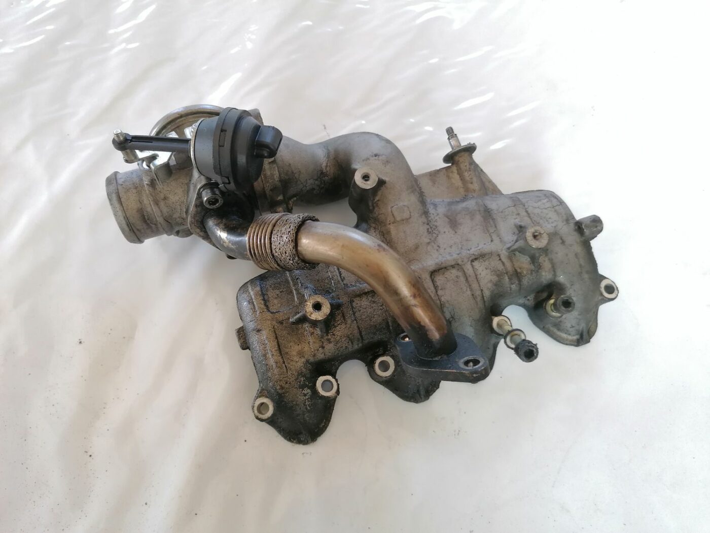 Ieplūdes kolektors priekš VW PASSAT 2003 UNIVERSAL BLUE 2 Ieplūdes kolektors priekš VW PASSAT 2003 UNIVERSAL BLUE