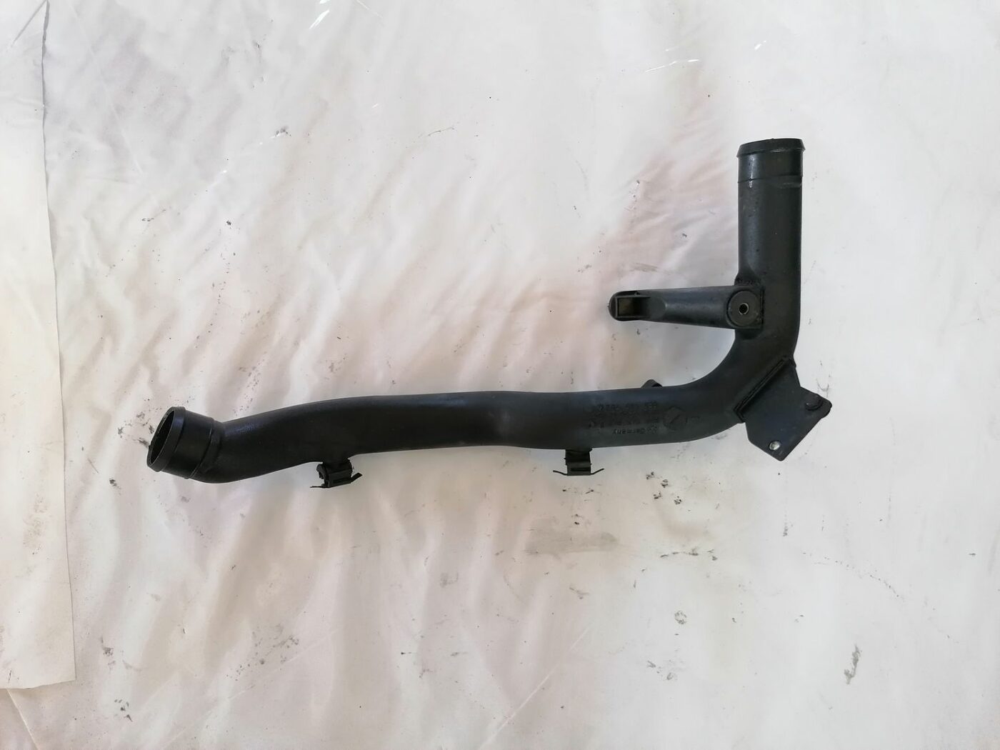 Interkulera caurule priekš VW PASSAT 2003 UNIVERSAL BLUE 1 Interkulera caurule priekš VW PASSAT 2003 UNIVERSAL BLUE