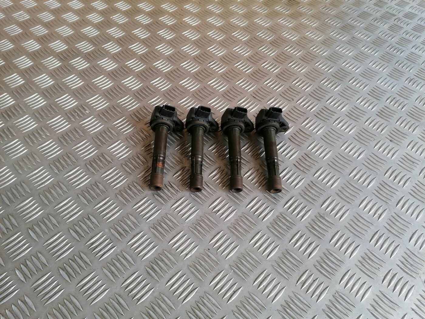 Augstsprieguma spole priekš HONDA CIVIC 2004 1 Augstsprieguma spole priekš HONDA CIVIC 2004