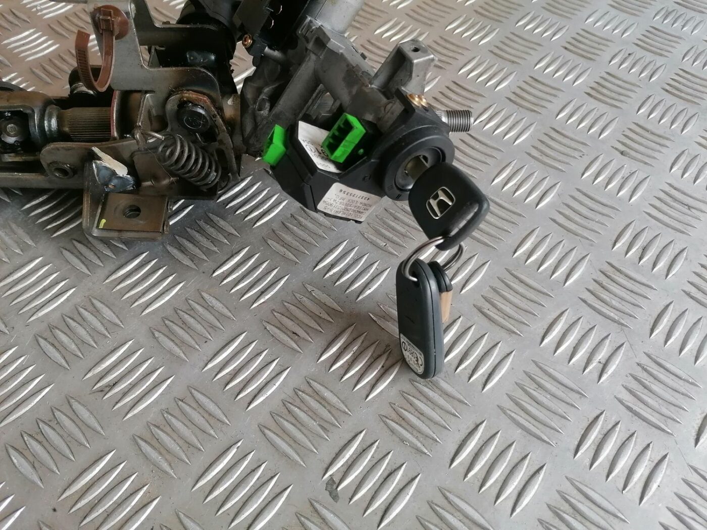 Stūres statne priekš HONDA CIVIC 2004 8 Stūres statne priekš HONDA CIVIC 2004