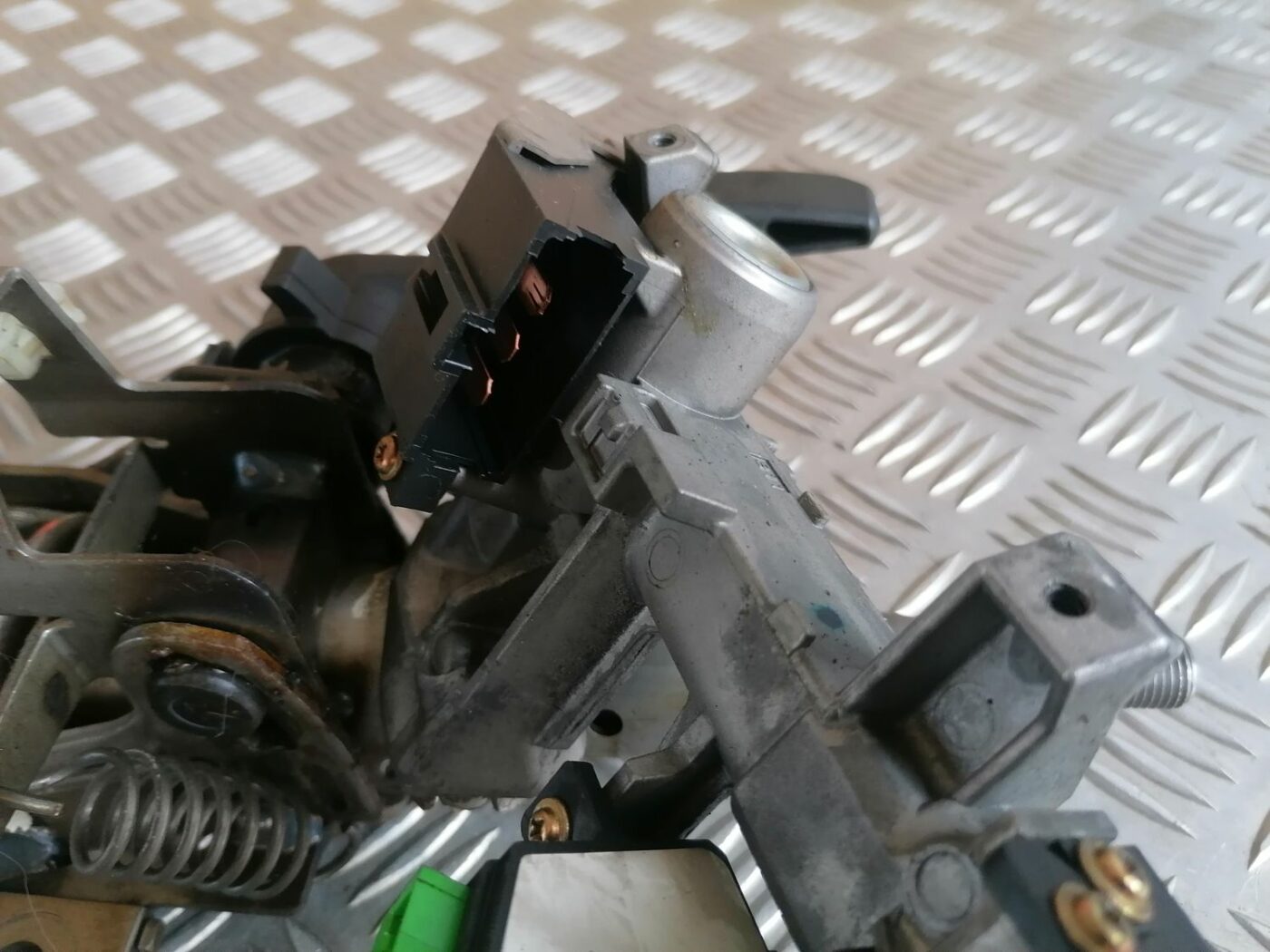 Stūres statne priekš HONDA CIVIC 2004 7 Stūres statne priekš HONDA CIVIC 2004