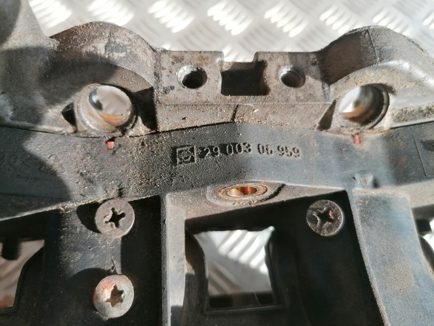 Ieplūdes kolektors priekš HONDA CIVIC 2004 8 Ieplūdes kolektors priekš HONDA CIVIC 2004