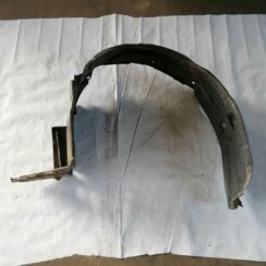 Priekšējais kreisais paspārns priekš HONDA CIVIC 2004