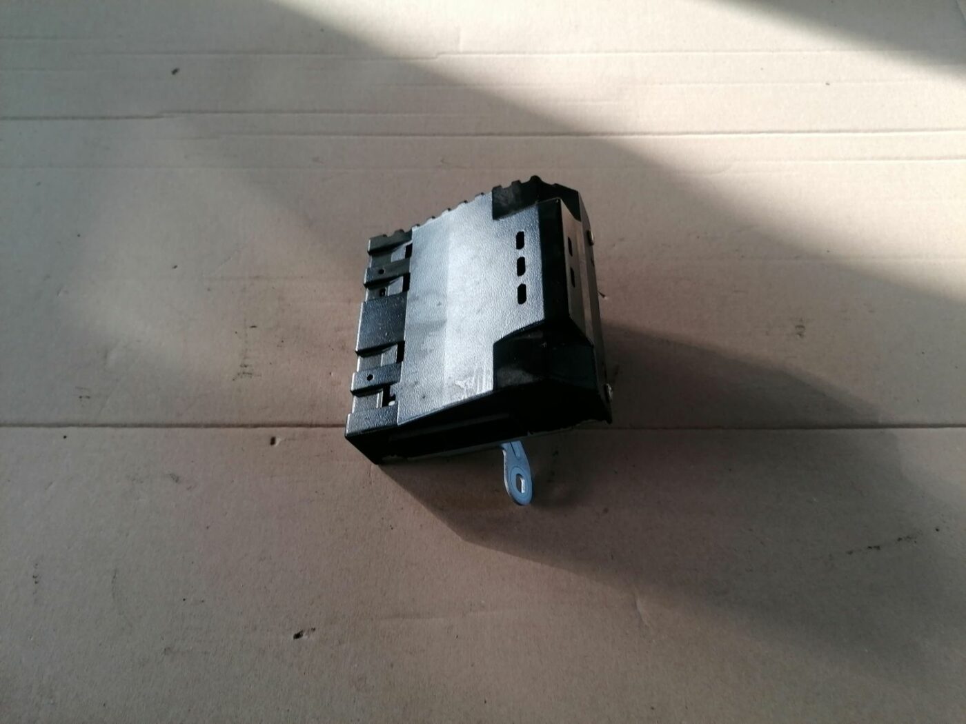 Audio pastiprinātāja bloks priekš HONDA ACCORD 2003 SILVER 6 Audio pastiprinātāja bloks priekš HONDA ACCORD 2003 SILVER