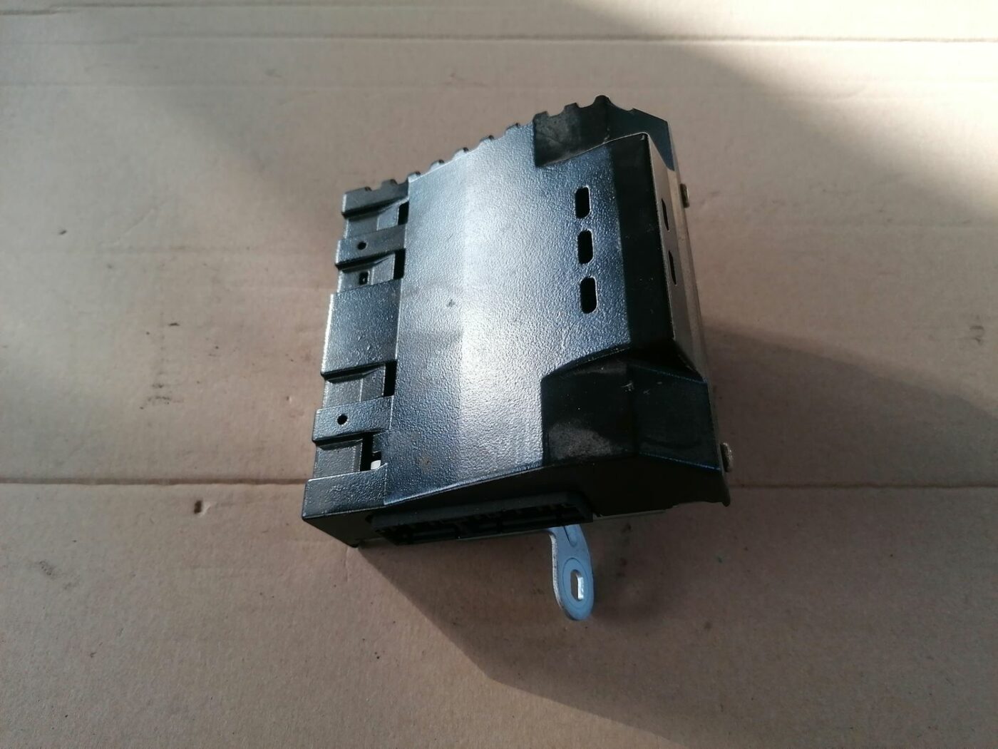 Audio pastiprinātāja bloks priekš HONDA ACCORD 2003 SILVER 5 Audio pastiprinātāja bloks priekš HONDA ACCORD 2003 SILVER