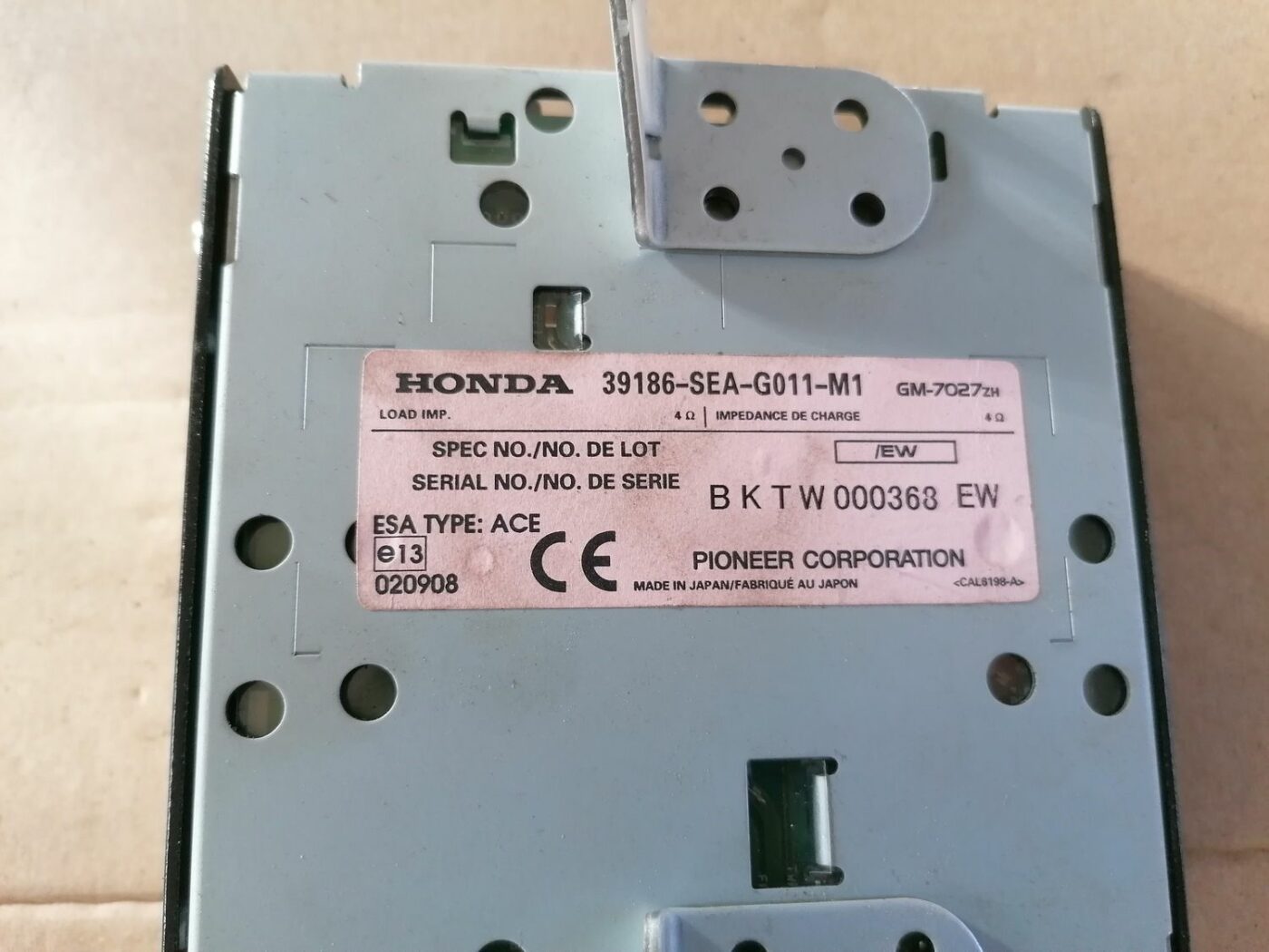 Audio pastiprinātāja bloks priekš HONDA ACCORD 2003 SILVER 2 Audio pastiprinātāja bloks priekš HONDA ACCORD 2003 SILVER