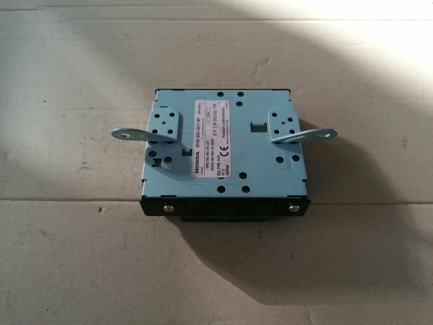 Audio pastiprinātāja bloks priekš HONDA ACCORD 2003 SILVER 1 Audio pastiprinātāja bloks priekš HONDA ACCORD 2003 SILVER