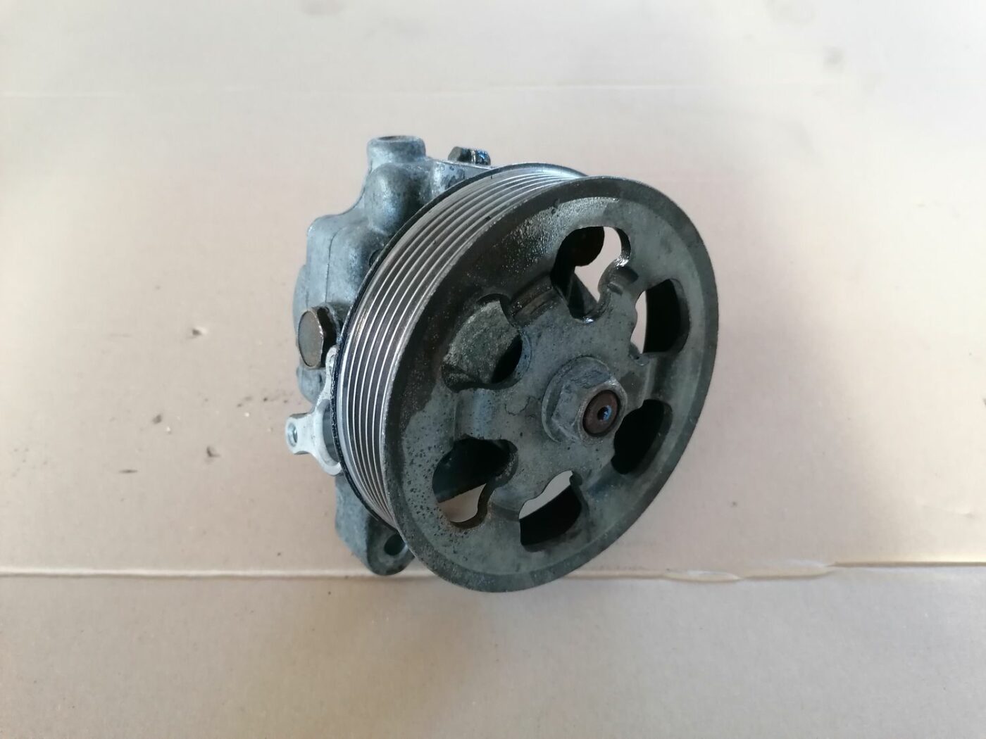 Hidrauliskais pastiprinātājs priekš HONDA ACCORD 2003 SILVER 2 Hidrauliskais pastiprinātājs priekš HONDA ACCORD 2003 SILVER