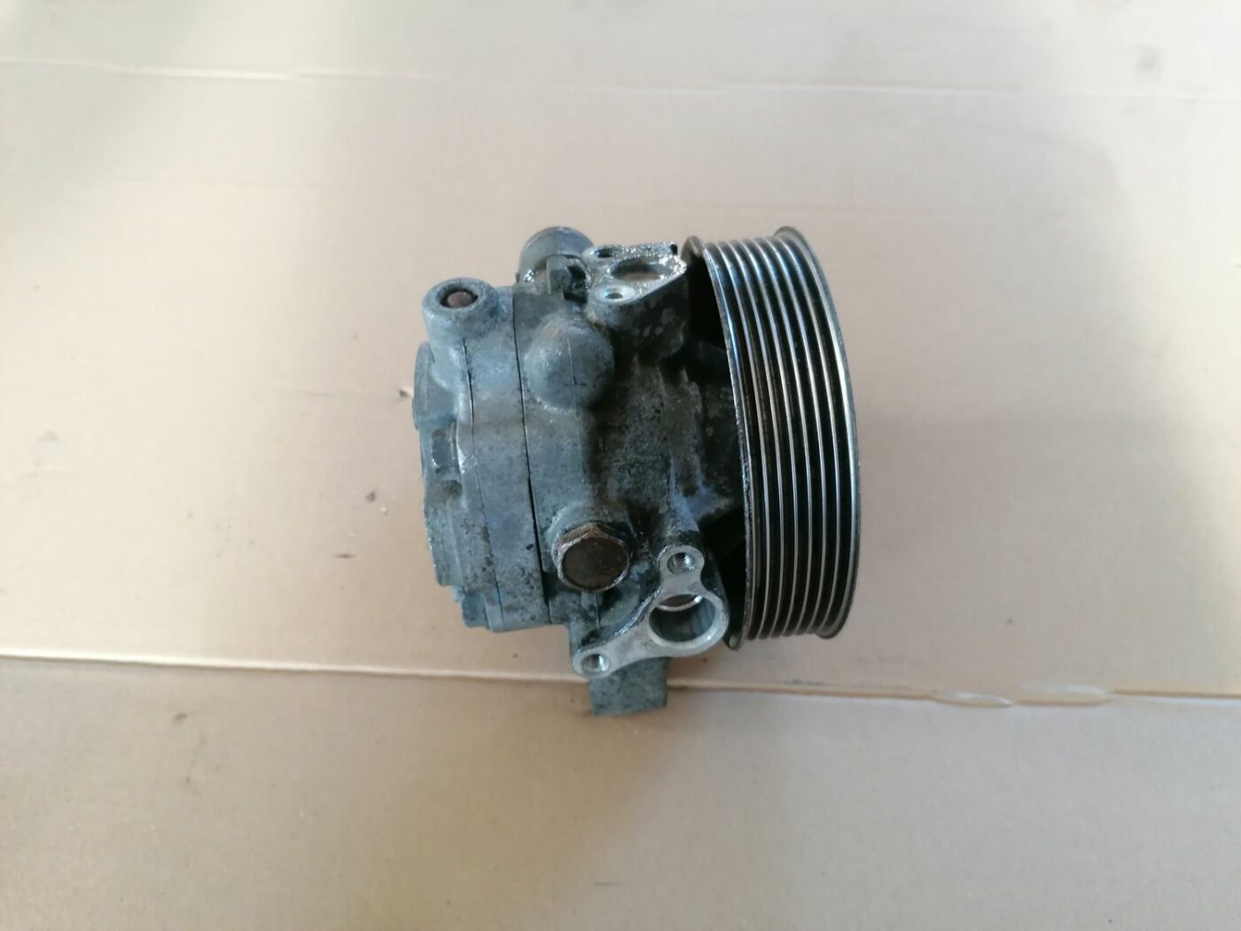 Hidrauliskais pastiprinātājs priekš HONDA ACCORD 2003 SILVER 4 Hidrauliskais pastiprinātājs priekš HONDA ACCORD 2003 SILVER