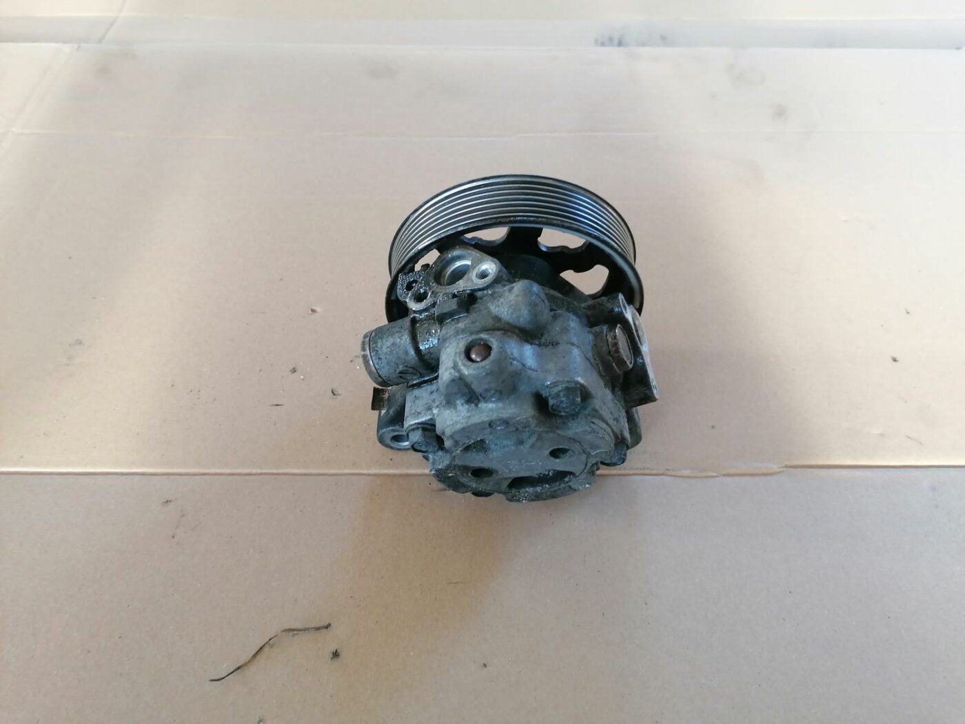 Hidrauliskais pastiprinātājs priekš HONDA ACCORD 2003 SILVER 3 Hidrauliskais pastiprinātājs priekš HONDA ACCORD 2003 SILVER