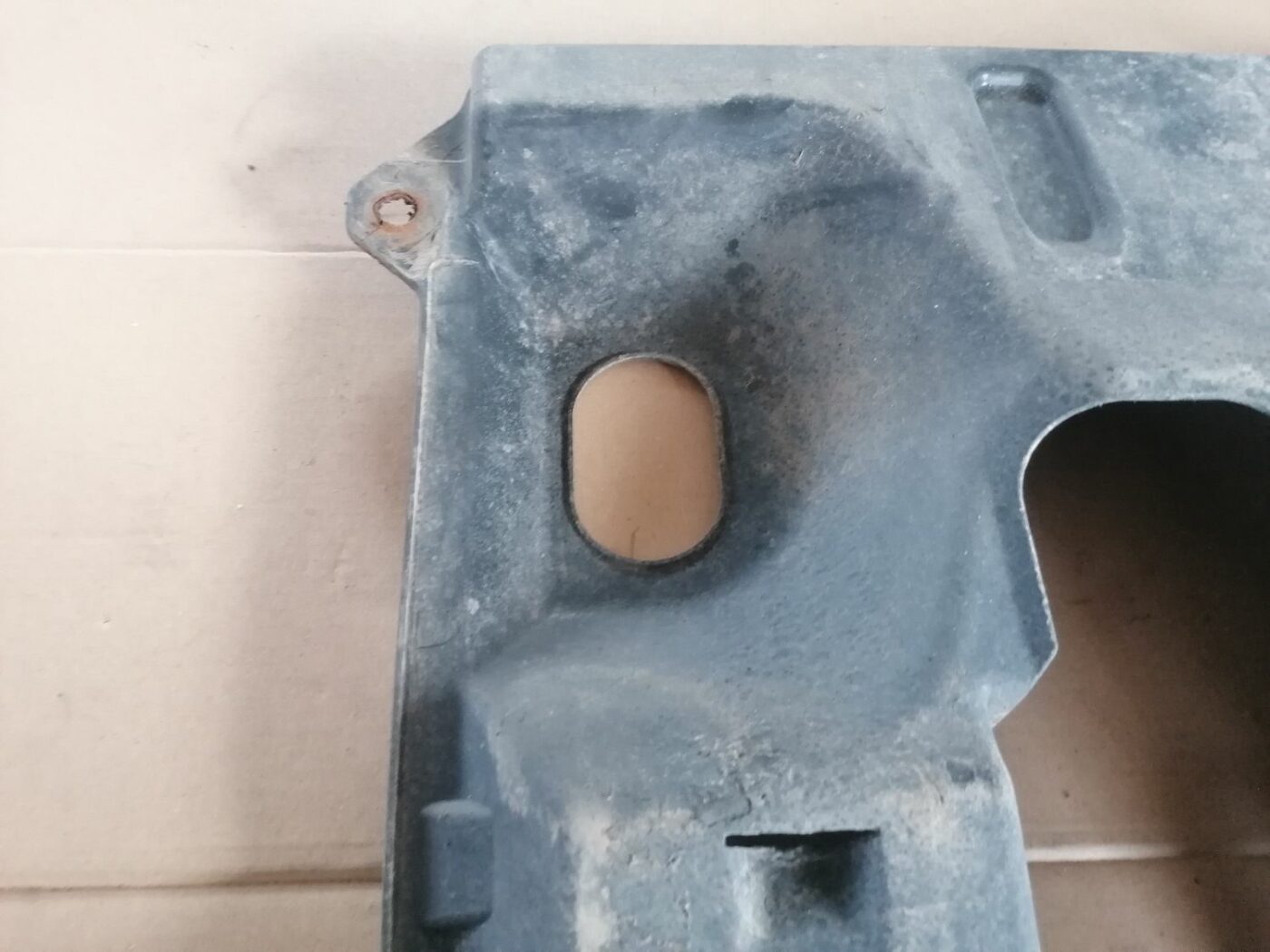 Dzinēja aizsargs priekš HONDA ACCORD 2003 SILVER 4 Dzinēja aizsargs priekš HONDA ACCORD 2003 SILVER