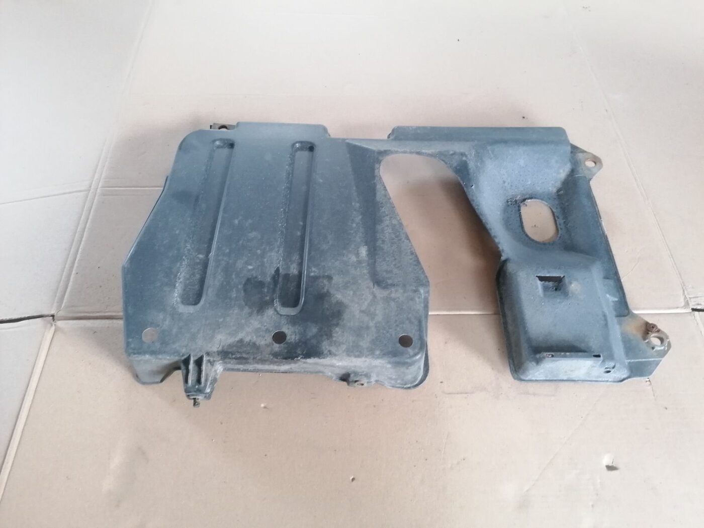 Dzinēja aizsargs priekš HONDA ACCORD 2003 SILVER 5 Dzinēja aizsargs priekš HONDA ACCORD 2003 SILVER