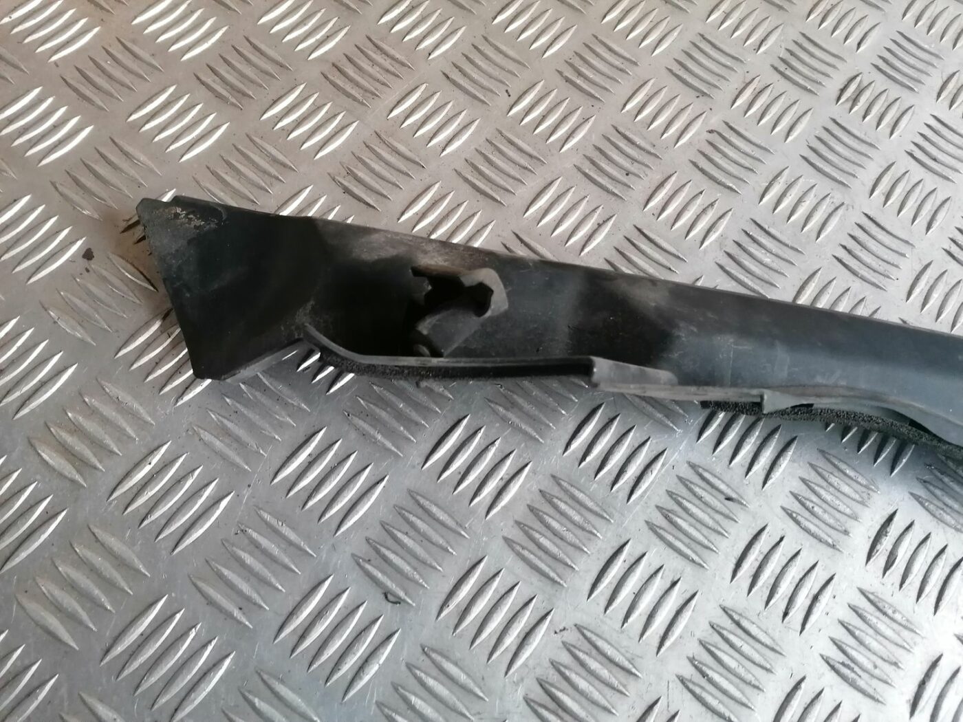 Priekšēja spārna uzlika/moldings priekš HONDA ACCORD 2003 SILVER 2 Priekšēja spārna uzlika/moldings priekš HONDA ACCORD 2003 SILVER