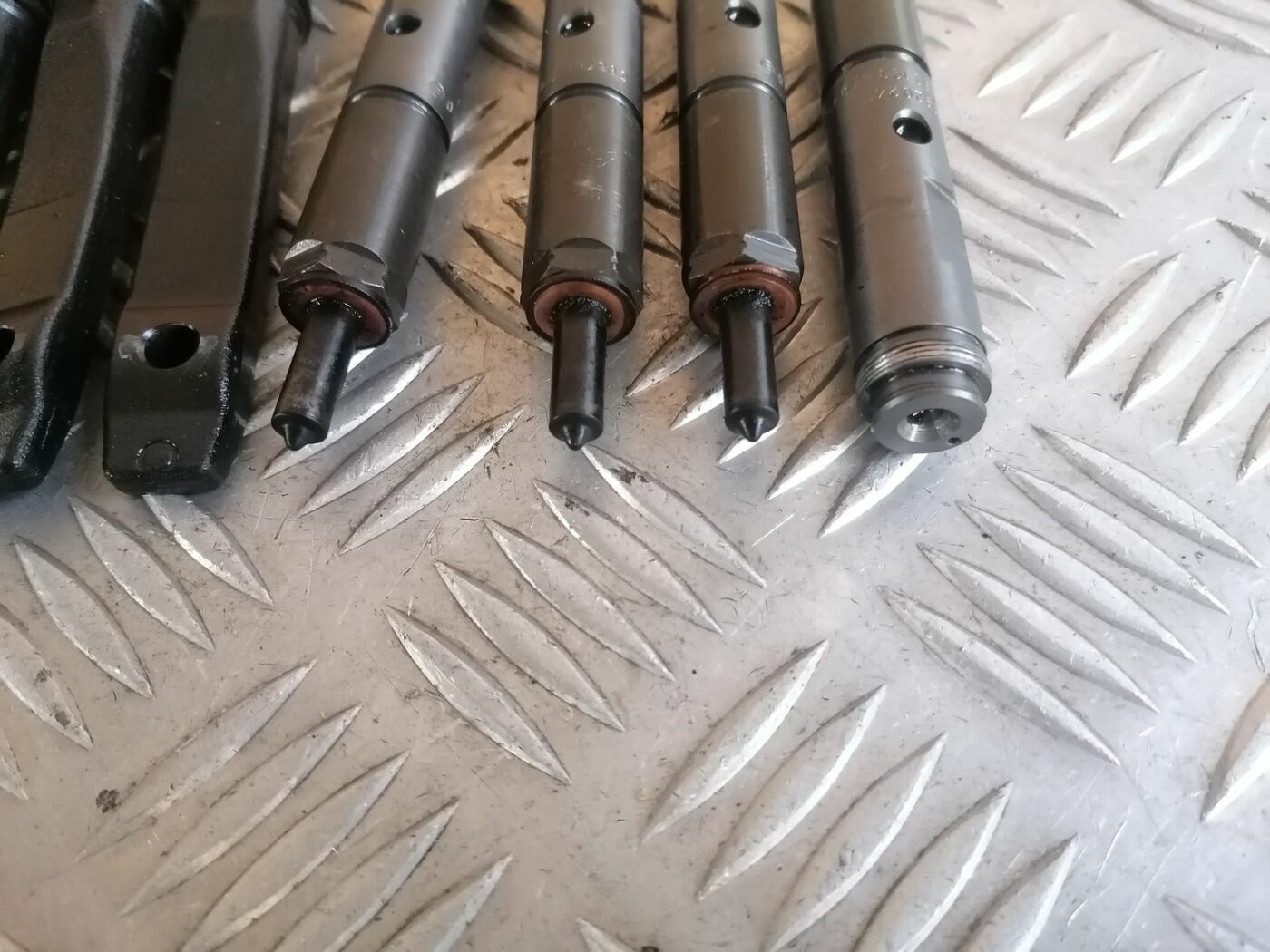 Degvielas smidzinātājs priekš OPEL VECTRA C 2002 8 Degvielas smidzinātājs priekš OPEL VECTRA C 2002