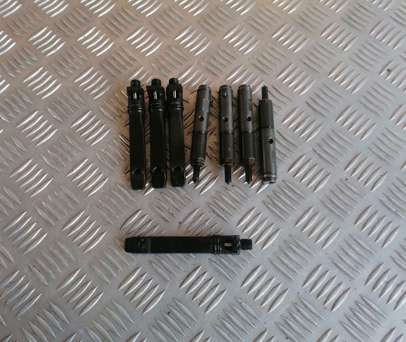 Degvielas smidzinātājs priekš OPEL VECTRA C 2002 5 Degvielas smidzinātājs priekš OPEL VECTRA C 2002