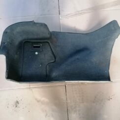 Bagāžnieka nodalījuma sānu apdare priekš OPEL VECTRA C 2002