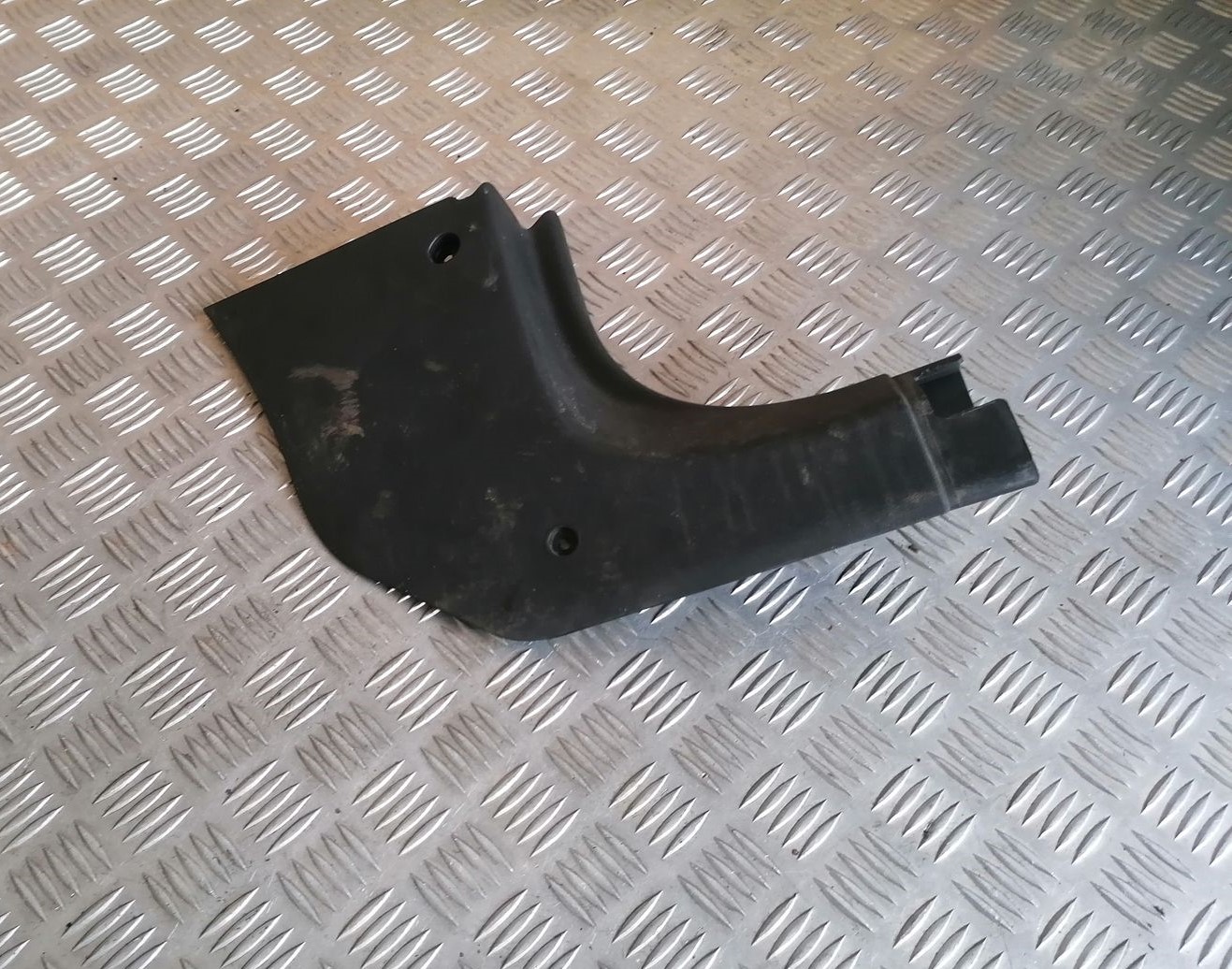 Sliekšņa priekšēja laba uzlika (salonā) priekš OPEL VECTRA C 2002 1 Sliekšņa priekšēja laba uzlika (salonā) priekš OPEL VECTRA C 2002