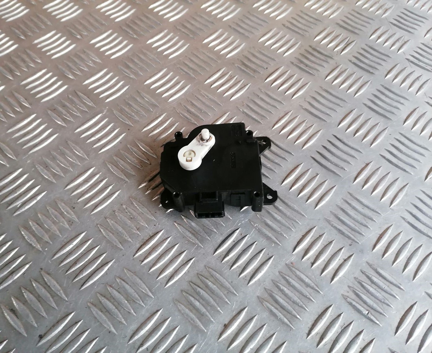 Apsildes sistēmas aktuators priekš HONDA ACCORD 2008 4 Apsildes sistēmas aktuators priekš HONDA ACCORD 2008