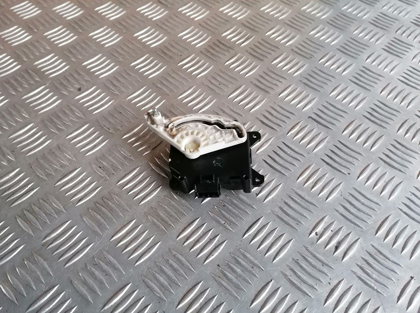 Apsildes sistēmas aktuators priekš HONDA ACCORD 2008 5 Apsildes sistēmas aktuators priekš HONDA ACCORD 2008