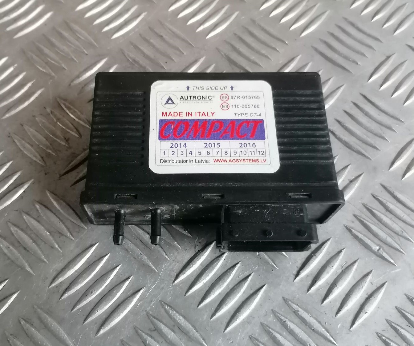 Gāzes iekārtas vadības bloks priekš HONDA ACCORD 2008 2 Gāzes iekārtas vadības bloks priekš HONDA ACCORD 2008