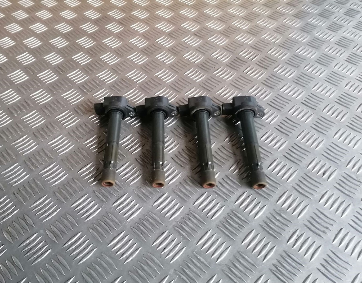 Augstsprieguma spole priekš HONDA ACCORD 2008 1 Augstsprieguma spole priekš HONDA ACCORD 2008