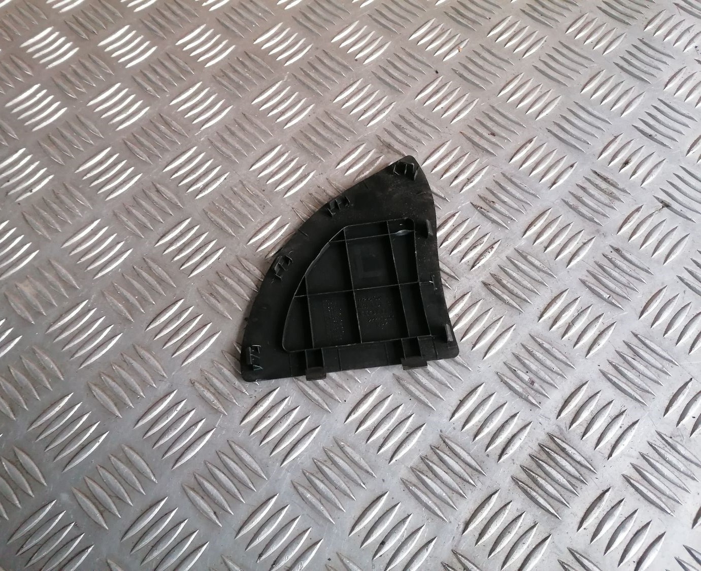 Mērinstrumentu paneļa sānu apdare priekš HONDA ACCORD 2008 4 Mērinstrumentu paneļa sānu apdare priekš HONDA ACCORD 2008