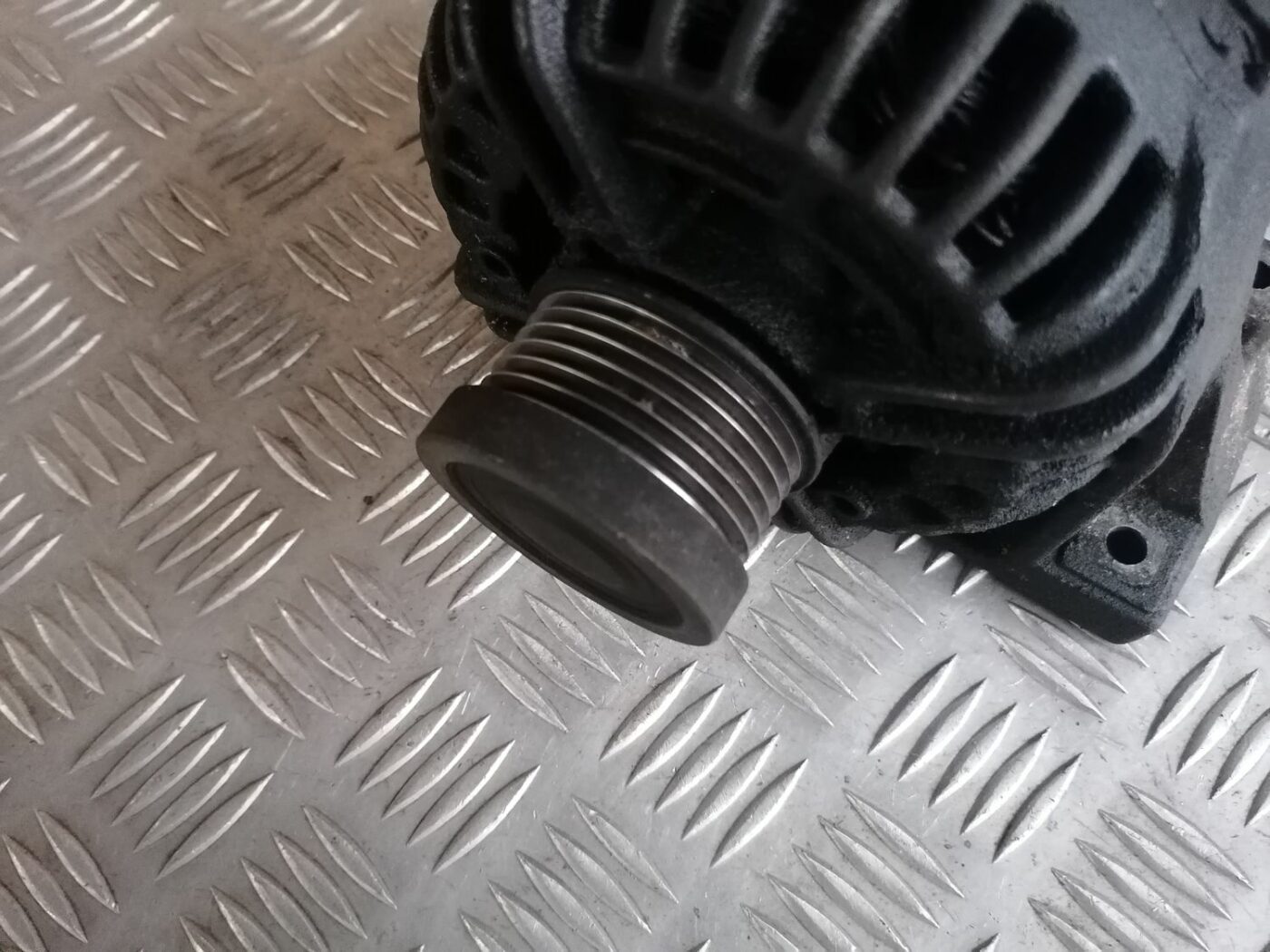 Ģenerators priekš VOLVO S60 2004 9 Ģenerators priekš VOLVO S60 2004